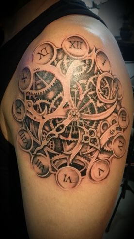 BLACK AND GREY,KLOK,CLOCK,TANDWIELEN,GEAR,ROMEINSE CIJFERS,ROMAN NUMERALS,TATTOO,TATOEAGE