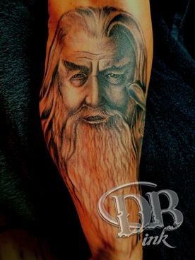 PORTRET,PORTRAIT,GANDALF,BLACK AND GREY,REALISTISCH,REALISTIC,TATTOO,TATOEAGE