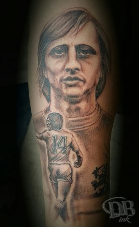 PORTRET,PORTRAIT,JOHAN CRUIJFF,BLACK AND GREY,REALISTISCH,REALISTIC,TATTOO,TATOEAGE