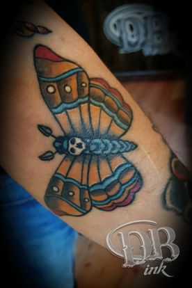 TATTOO,TATOEAGE,OLS SCHOOL,COLOUR,VLINDER,MOT,BUTTERFLY,MOTH