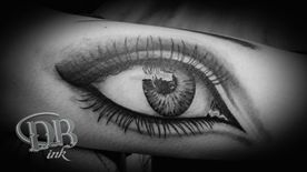TATTOO,TATOEAGE,REALISTISCH,REALISTIC,BLACK AND GREY,OOG,EYE,SMOKING EYE