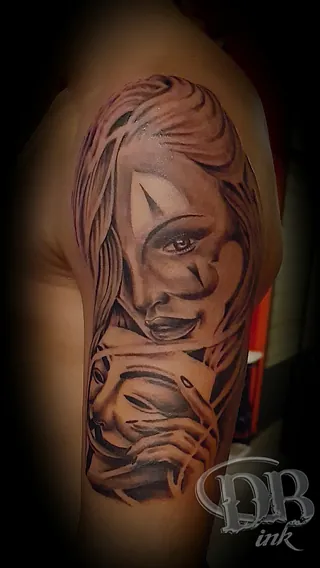 Prachtige tattoos laat je zetten door een echte tattoo-kunstenaar.